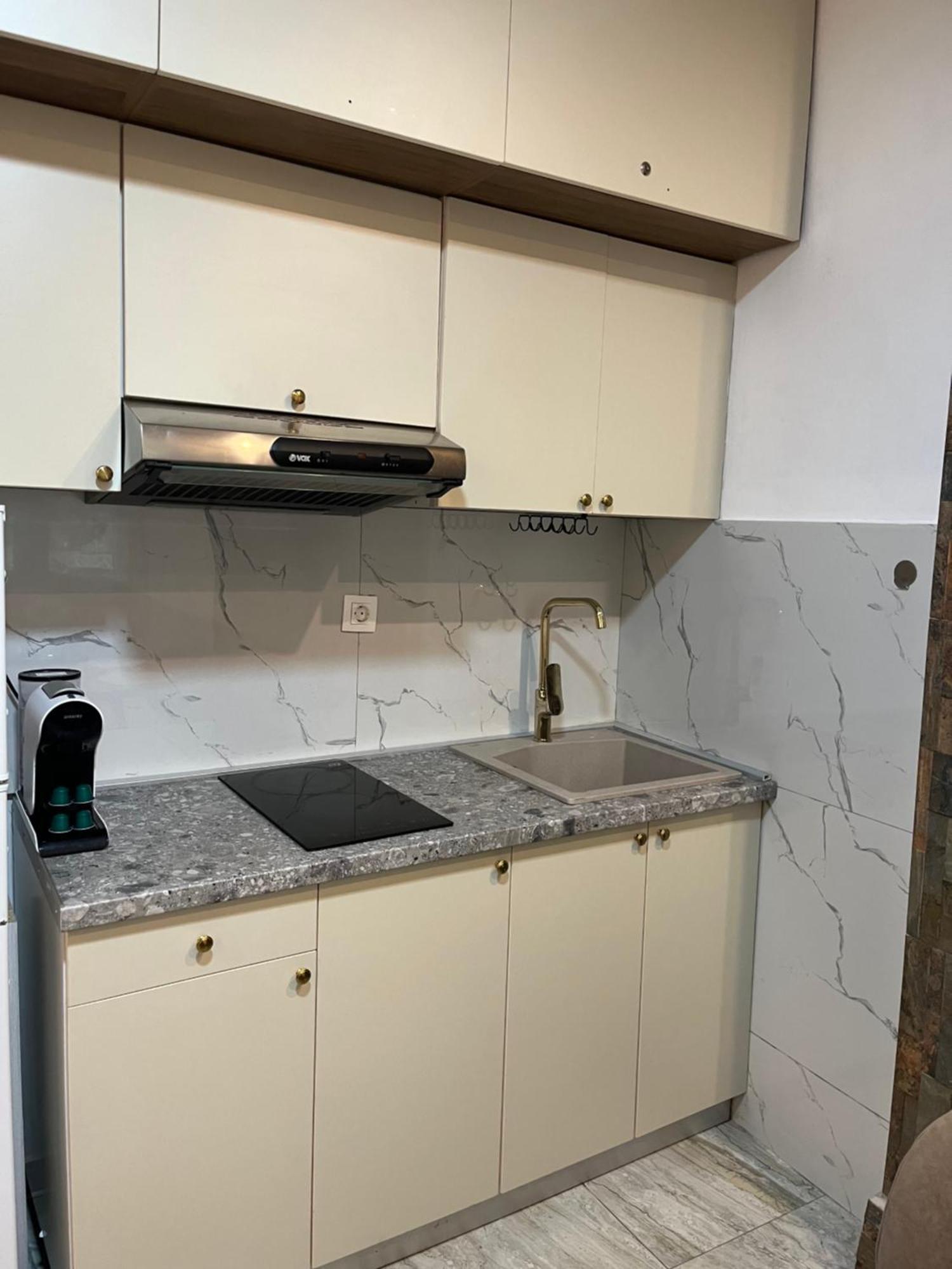شقة Mila Deluxe Peraía المظهر الخارجي الصورة